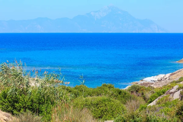 Letní moře pobřeží (Sithonia, Řecko). — Stock fotografie