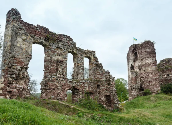 Buchach slottsruin, Ukraina. — Stockfoto