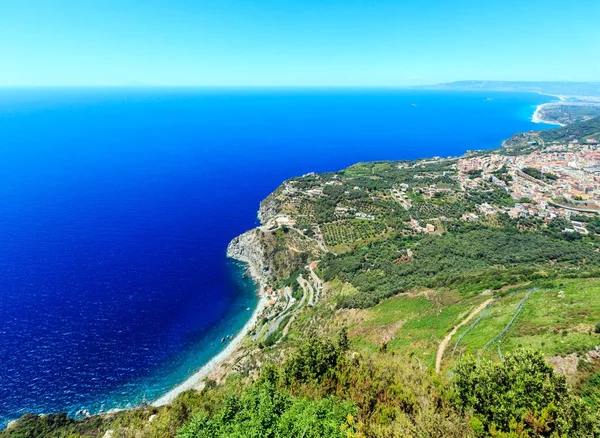 Vista de la costa del mar desde la cima del monte Saint Elia — Foto de Stock