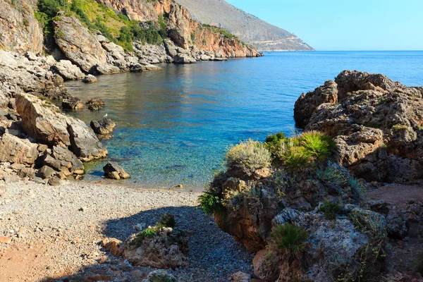 Baie de la mer dans le parc Zingaro, Sicile, Italie — Photo