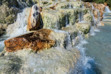 Doğal spa Saturnia termal hamam, İtalya