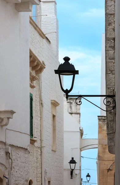 Locorotondo town street, Itália — Fotografia de Stock