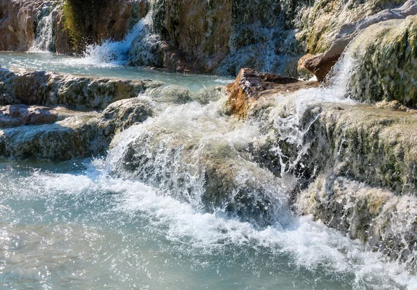 Φυσικό spa ιαματικά λουτρά Saturnia, Ιταλία — Φωτογραφία Αρχείου