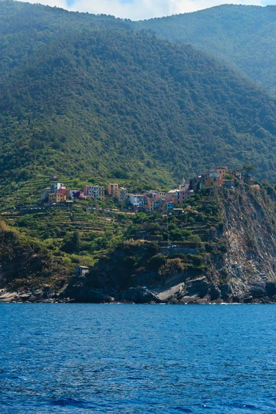 Corniglia de barco, Cinque Terre — Foto de Stock