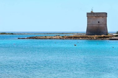 Torre Chianca plaj: Salento deniz kenarı, İtalya