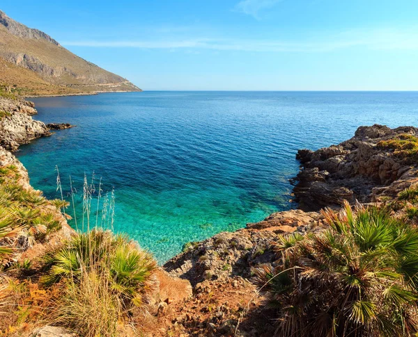 Море Бей відстань складає парк, Сицилія, Італія — стокове фото