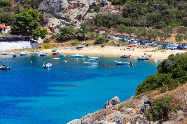 De kust van de zee van de zomer (Chalkidiki, Griekenland). — Stockfoto