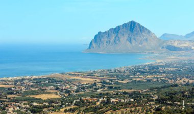 Erice, Sicilya, İtalya'dan tiren kıyı şeridi