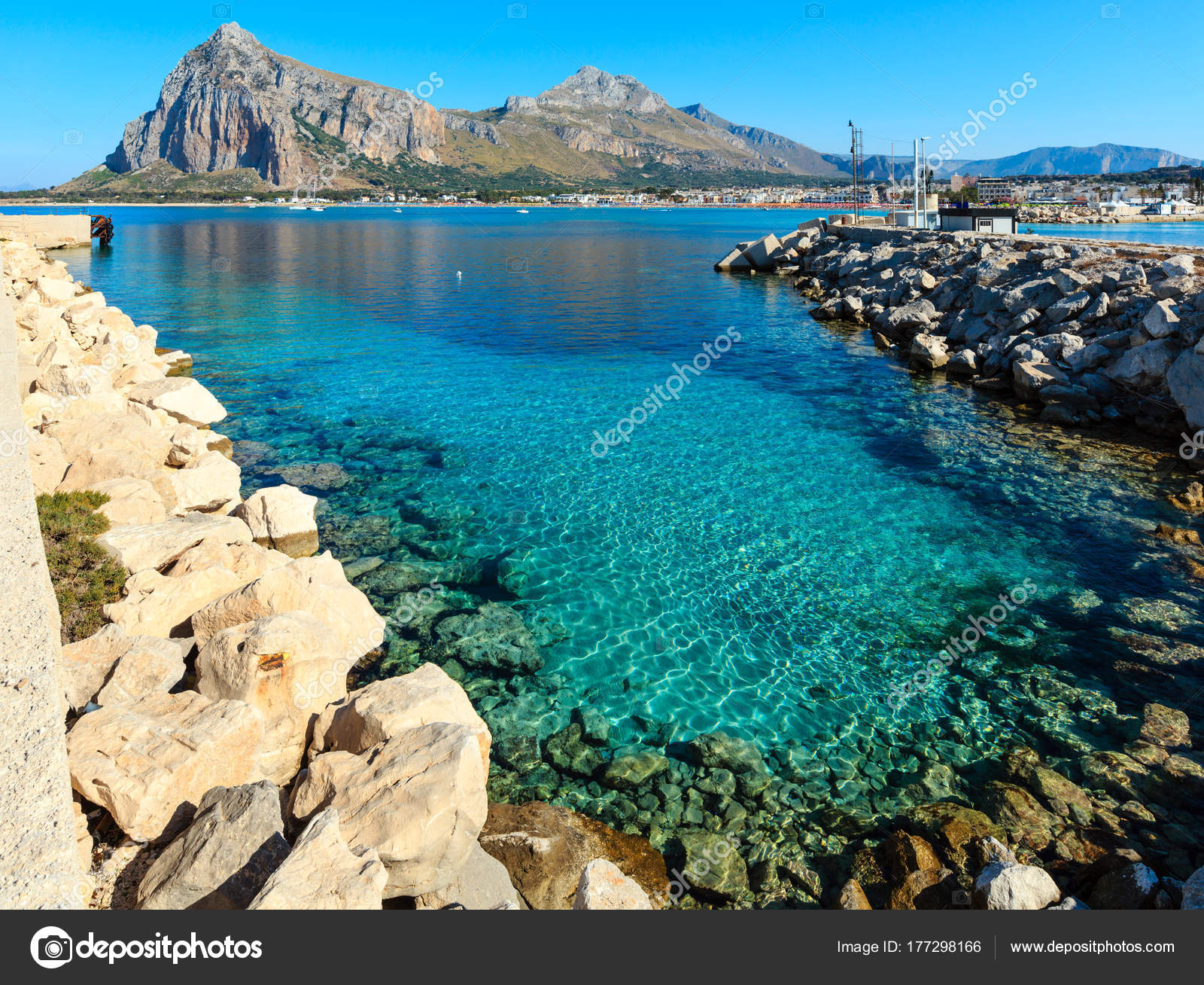 San Vito lo Capo, Sicília, Itália — Stock Photo © wildman ...