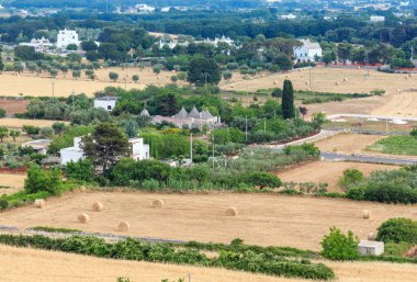 Alberobello, İtalya 'daki Trulli evleri