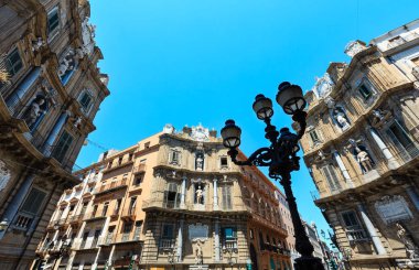 Quattro aski Meydanı, Palermo, Sicilya, İtalya