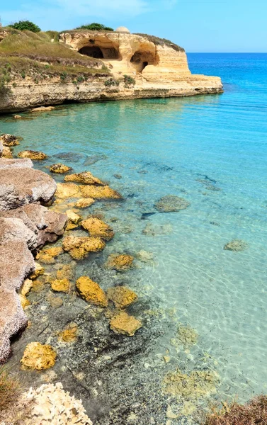 Beach Torre Sant 'Andrea, Salento, Italy — стоковое фото