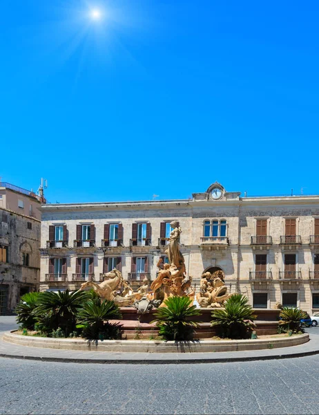 Diana fountain, Syracuse, Sicily, Italy — Stock Photo, Image