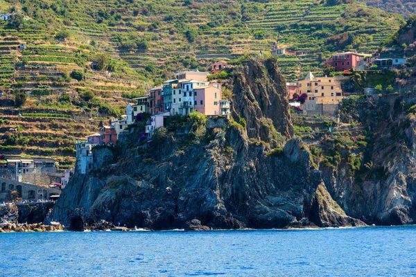 Манарола с корабля, Cinque Terre — стоковое фото