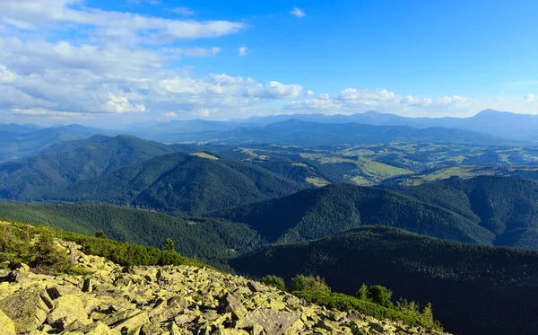 Letní Karpatské mountain view — Stock fotografie