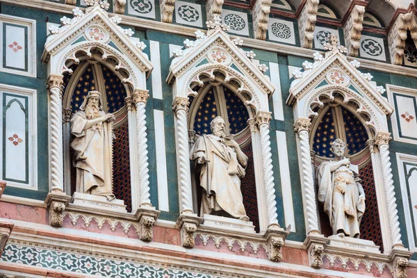 Catedral de Florencia detalles fachada, Toscana, Italia — Foto de Stock