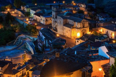 Gece Stilo Köyü, Calabria, İtalya.