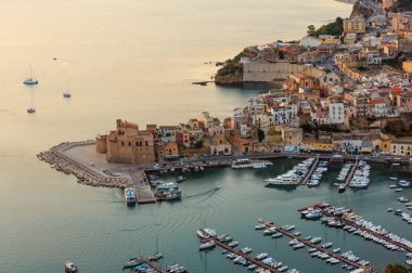 Castellammare del Golfo deniz defne, Sicilya, İtalya