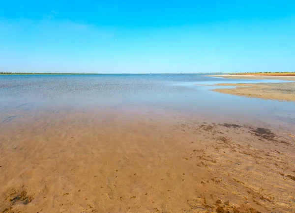 Lago di Ustrychne (Lazurne, regione di Kherson, Ucraina ) — Foto Stock