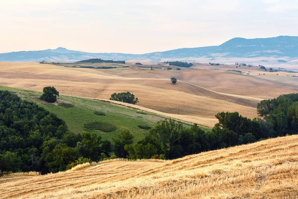 Tuscany zonsopgang platteland, Italië — Stockfoto