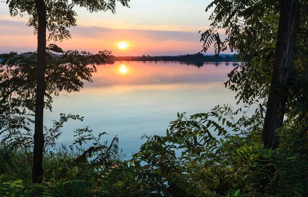 Summer sunset lake calm beach — Stock Photo, Image