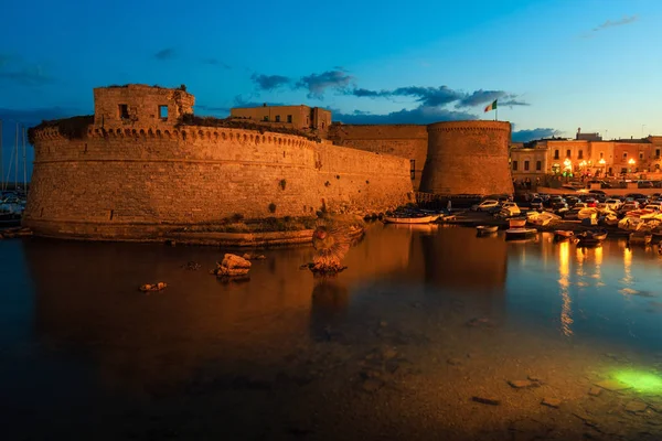 Noite Castelo de Gallipoli, Puglia, Itália — Fotografia de Stock