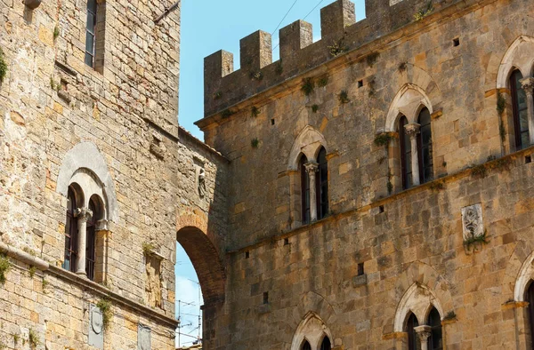 Volterra street scene, Toscana, Italia — Foto Stock