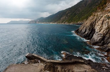 Yaz Corniglia görünümünden Manarola, Cinque Terre, İtalya