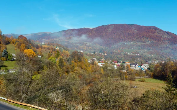 Mattina autunno Carpazi montagne, Ucraina — Foto Stock