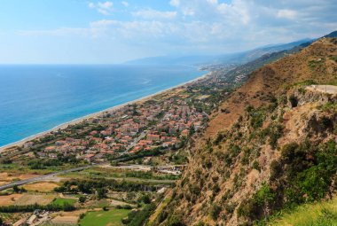 Fiumefreddo Bruzio kasaba kenarı, Calabria, İtalya