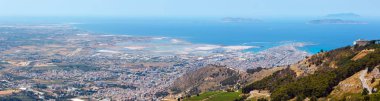 Trapani görünümünden Erice, Sicilya, İtalya
