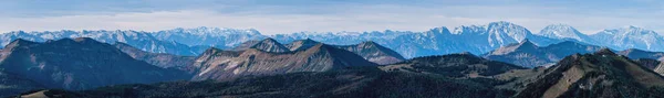 Picturesque autumn Alps mountain view from Schafberg viewpoint, — Stock Photo, Image