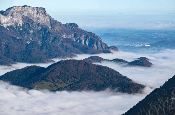 Autumn Alps mountain misty morning view from Jenner Viewing Plat — Stok fotoğraf