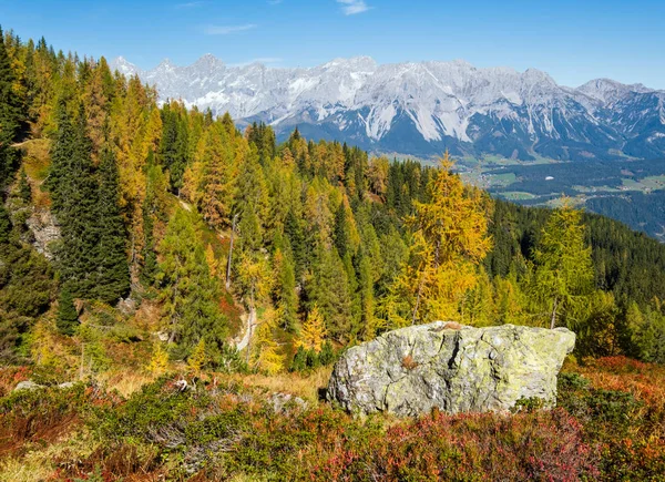 Pokojowy widok na góry jesienne Alpy. Reiteralm, Steiermark, Austr — Zdjęcie stockowe