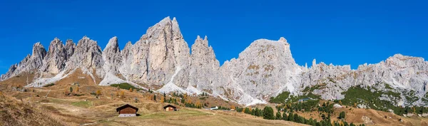 Autumn alpine Dolomites rocky  mountain scene, Sudtirol, Italy. — 스톡 사진