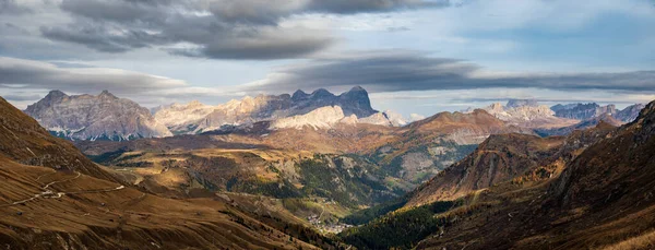 Outono Noite Dolomitas Alpinas Cena Montanha Perto Pordoi Pass Trentino — Fotografia de Stock