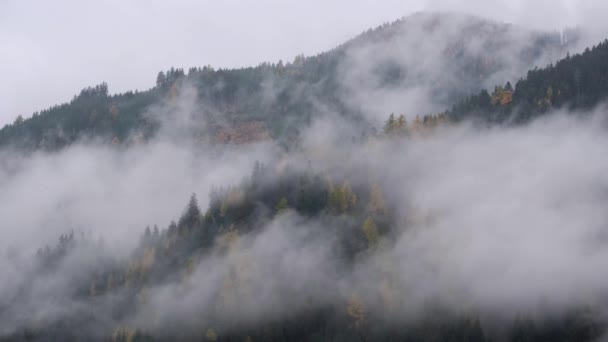 Mystic Cloudy Foggy Autumn Alpine Mountain Slopes Scene Austrian Lienzer — Stock Video