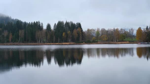 Mountain Alpine Autumn Lake Schwarzsee Kitzbuhel Tirol Austria Alps Picturesque — 图库视频影像