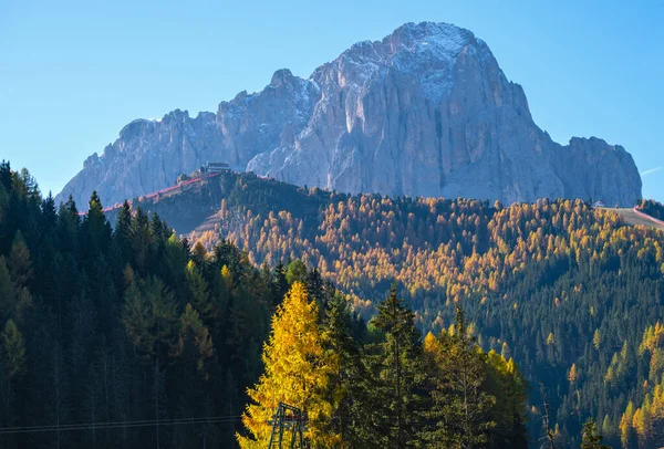 Autumn Alpine Dolomites Mountain Scene Sudtirol Italy Peaceful View Wolkenstein — 图库照片