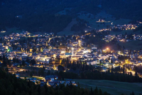 Herfst Nacht Cortina Ampezzo Alpine Dolomieten Bergstadje Belluno Italië Schilderachtige — Stockfoto