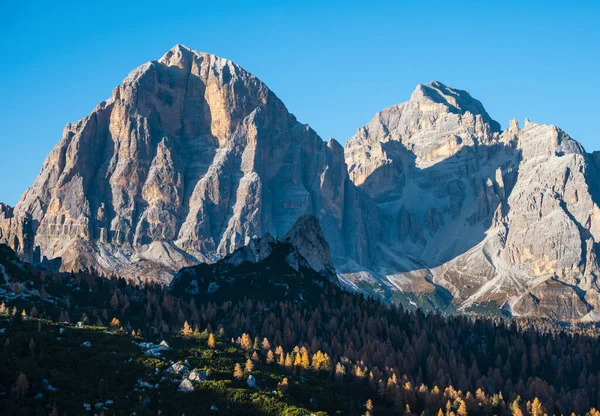 Talyan Dolomitler Giau Geçidi Nden Huzurlu Güneşli Akşam Manzarası Resimli — Stok fotoğraf