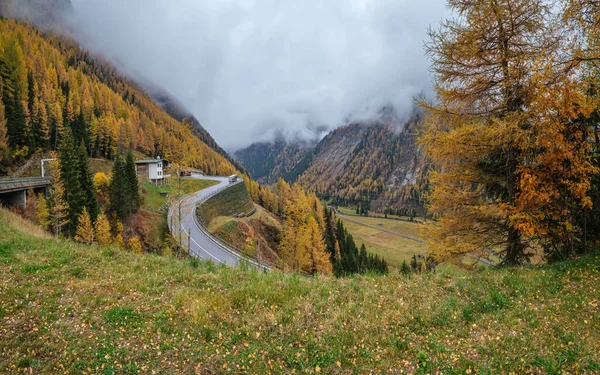 Tranquillo Autunno Alpi Paesaggio Montano Nuvoloso Vista Nuvoloso Felbertauern Strasse — Foto Stock