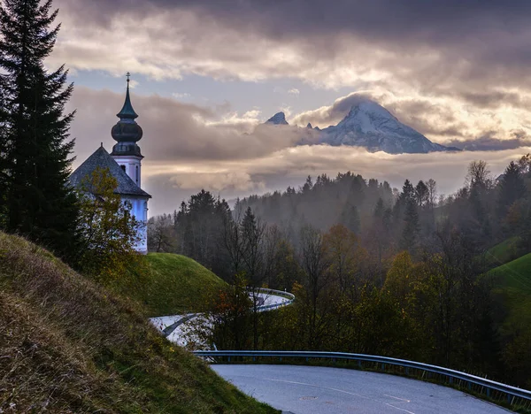 Oblaka Podzimního Rána Bavorsku Malým Slavným Poutním Kostelem Marie Gern — Stock fotografie