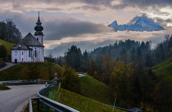 Bedeckter Herbstmorgen Bayern Mit Der Berühmten Wallfahrtskirche Maria Gern Erbaut — Stockfoto