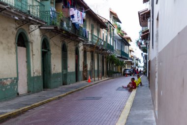 Binalar Kasko Viejo, Panama 