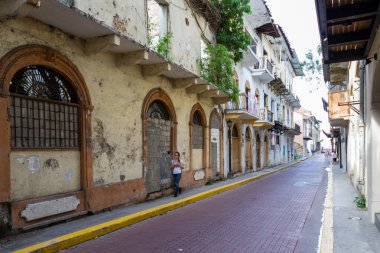 Binalar Kasko Viejo, Panama 