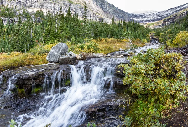 Gletscherschmelze Wasserfall — Stockfoto