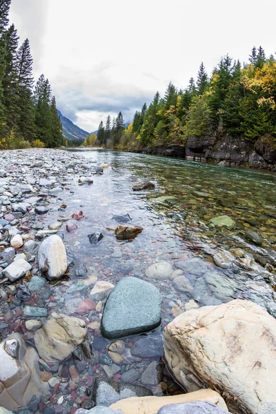 Fluxo fluvial glaciar intocado — Fotografia de Stock