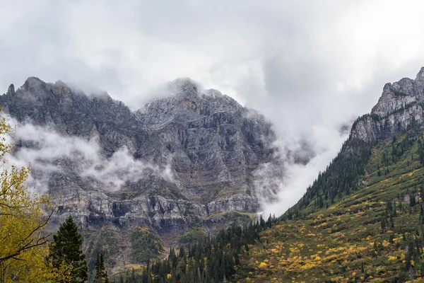 Φθινόπωρο στο βουνό landcape — Φωτογραφία Αρχείου