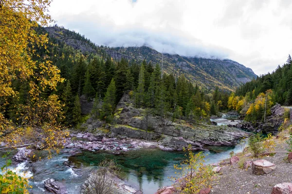 Fluxo fluvial glaciar intocado — Fotografia de Stock